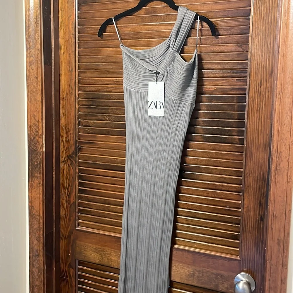 NWT Zara Grey Asymmetrical Ribbed Knit Midi Dress - Picture 5 of 8